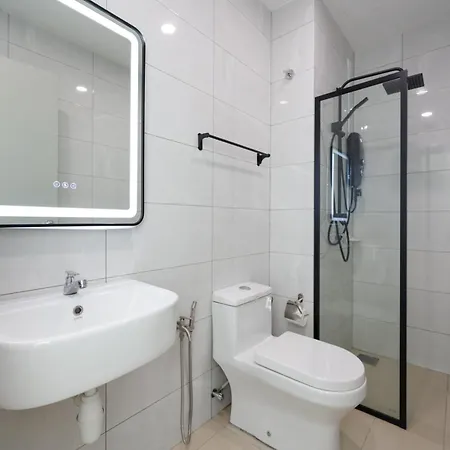 Bites The Dust Seaview Apartment Amber Cove 3318 Malacca Bagian luar foto