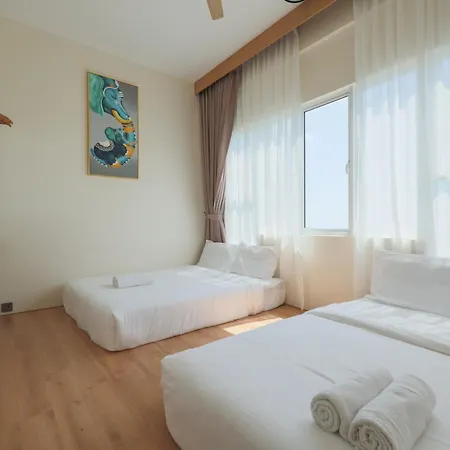 Bites The Dust Seaview Apartment Amber Cove 3318 Malacca Bagian luar foto