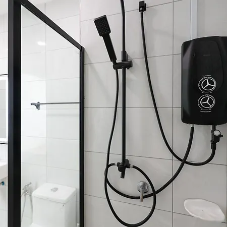 Bites The Dust Seaview Apartment Amber Cove 3318 Malacca Bagian luar foto